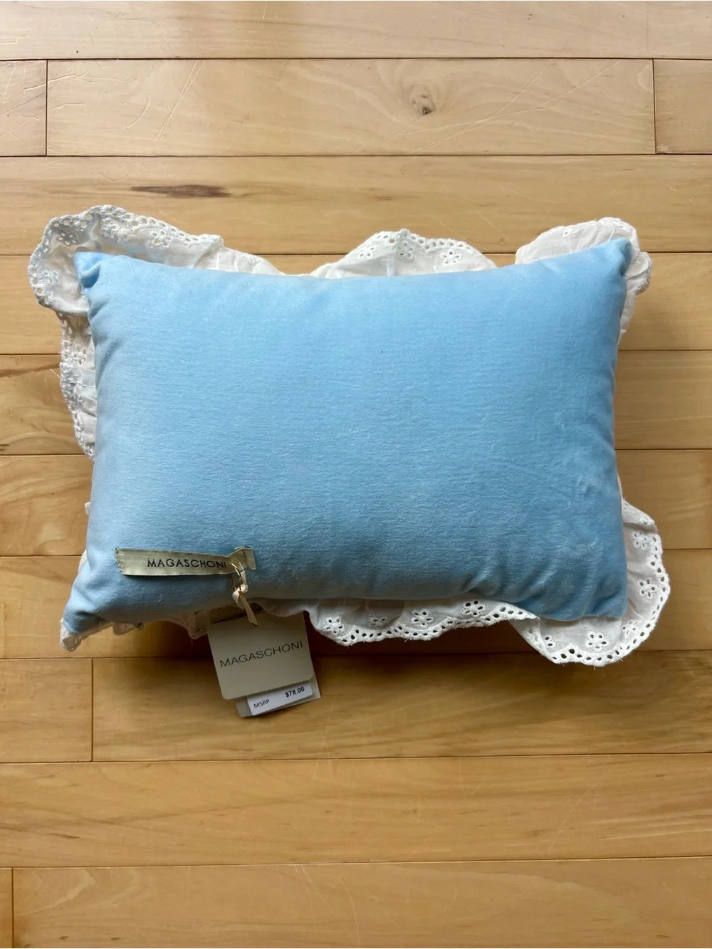 NWT Magaschoni Blue and White Gingham 'Sweet Dreams' Lace-Trim Pillow